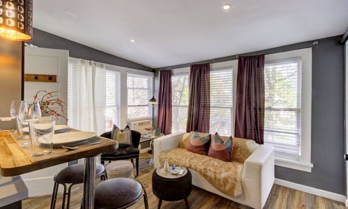 Central Midtown Apartment | Historic Hideaway | Walk to Overton Park & Bars