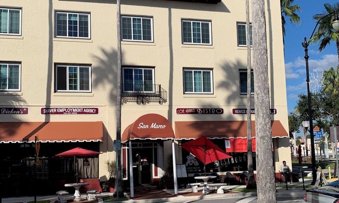 Venice Condo | Historic KMI Building - Condo, Park & Street View