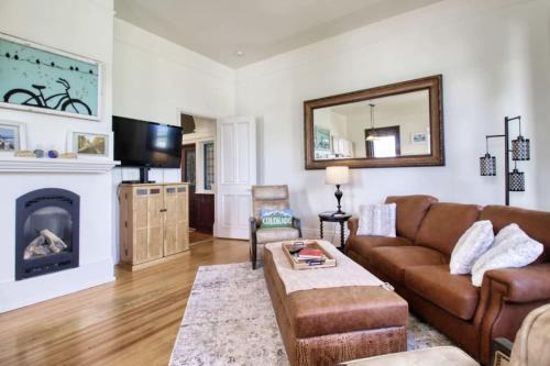 Leadville Apartment | Historic Mountain Loft with GREAT Views