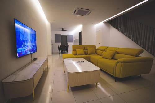 Shah Alam House | HM Residence 11pax Setia City Convention