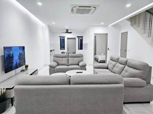 Shah Alam House | HM Residence IIII 3km - Setia City Convention