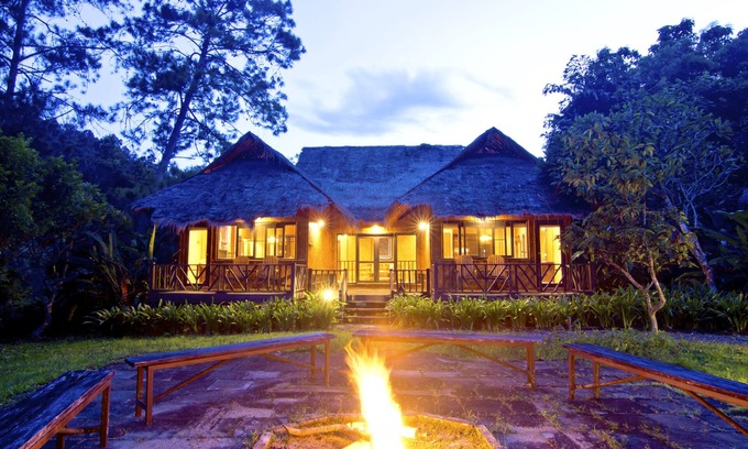 Mae Rim Hotel | Hmong Hilltribe Lodge