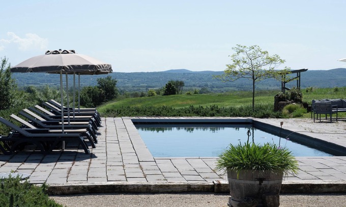 Saint-Sauveur-de-Cruzieres House | Holiday Home 'Gîte L'olivier Au Mas Dujau' with Shared Pool, Private Terrace and Wi-Fi