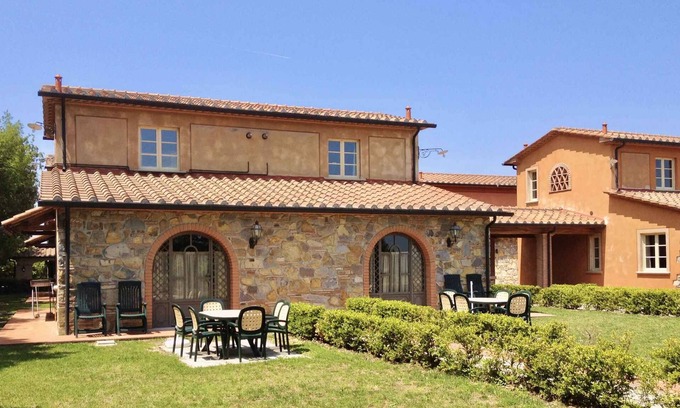 Monteverdi Marittimo Apartment | Holiday apartment Three-room apartment for 6 people