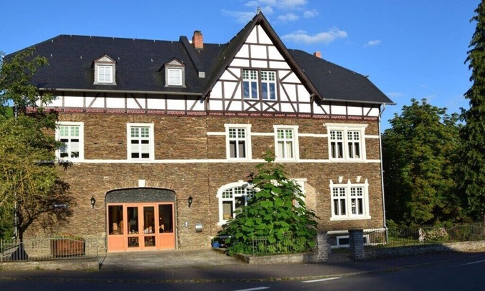 Maring-Noviand Apartment | Holiday apartment Goose in the monument