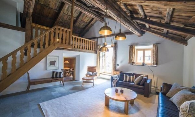 Bever Apartment | Holiday apartment Bever for 6 persons with 2 bedrooms - Historical building