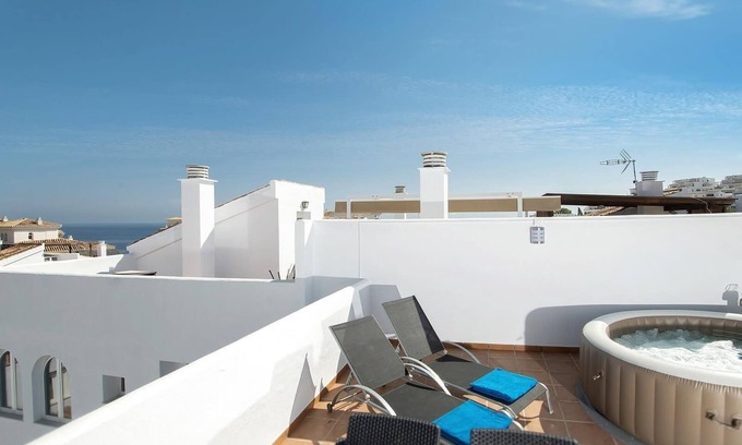 Velilla-Taramay Apartment | Holiday Apartment "Casa Chana" with Terrace, Shared Pool and Jacuzzi