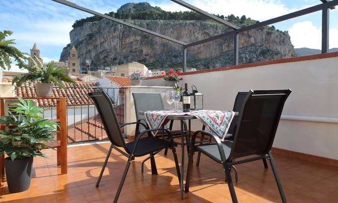 Old Town Apartment | Holiday apartment Cefalù for 1 - 6 persons with 3 bedrooms - Holiday apartment
