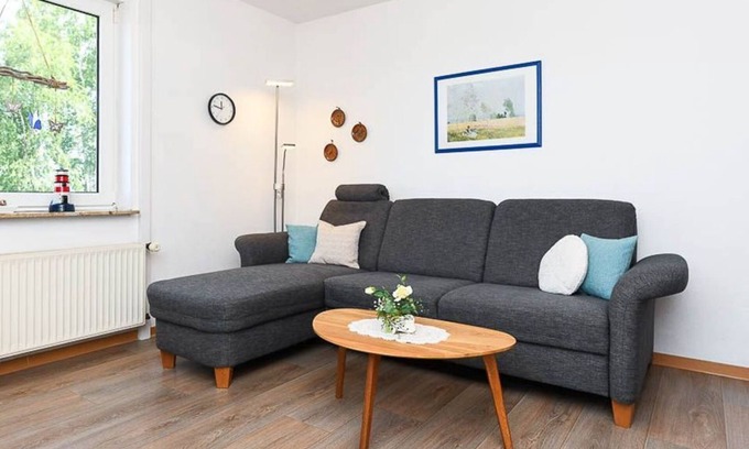 Wittmund Other | Holiday apartment "Elsternest" - Ferienhof "Ennenhof"