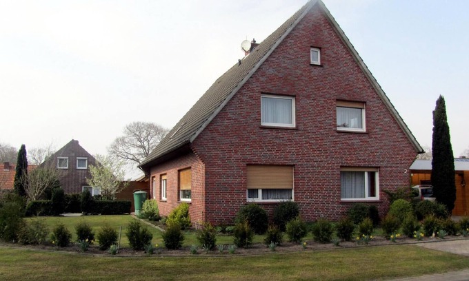 Friedeburg House | Holiday apartment Friedeburg for 1 - 5 persons with 2 bedrooms - Holiday house