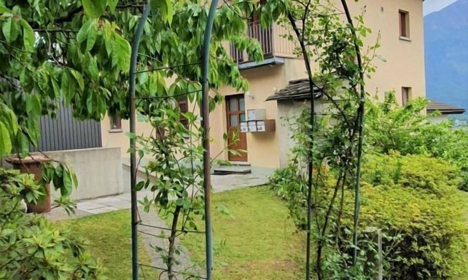 Gordola Apartment | Holiday apartment Gordola for 1 - 5 persons with 3 bedrooms - Holiday apartment