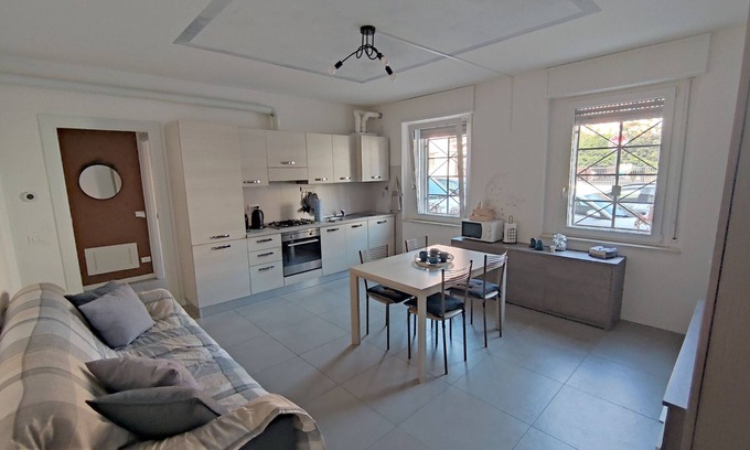 Pavia Apartment | Holiday Apartment "Grey House Pavia near Hospitals" with A/C & Wi-Fi
