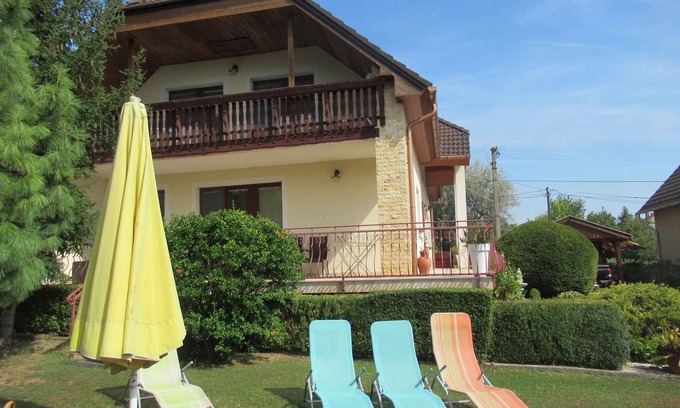 Csopak Apartment | Holiday apartment in a quiet place, with a beautiful view