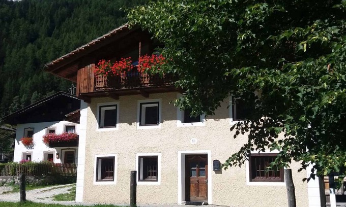 Valle Aurina Apartment | Holiday apartment with garden