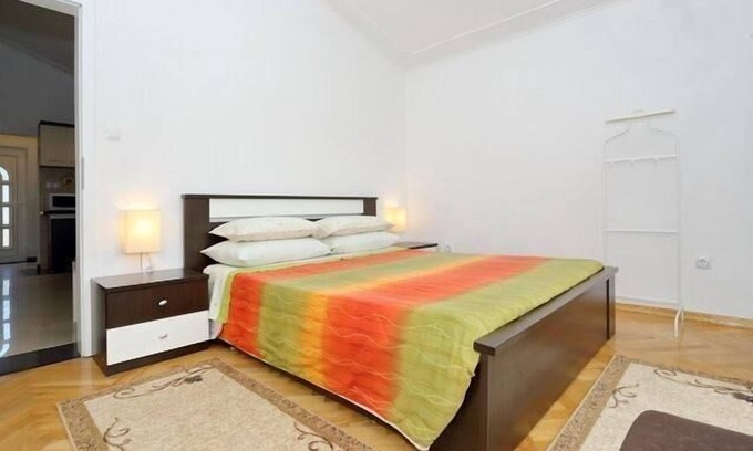 Gornji Karin Apartment | Holiday apartment Karin for 1 - 5 persons with 1 bedroom - Row house