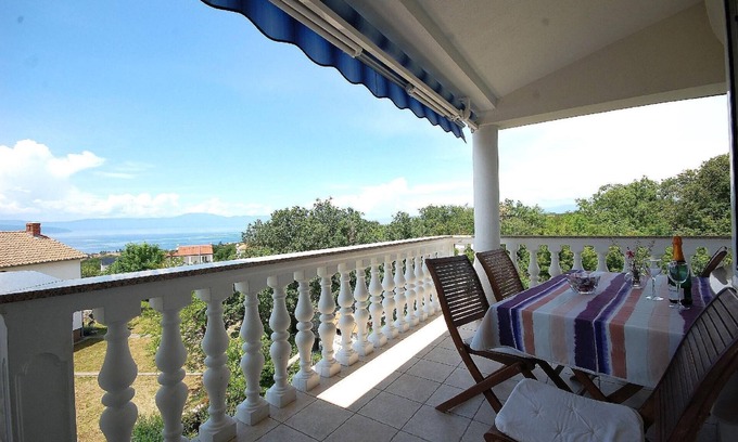 Marsici Apartment | Holiday apartment Kremenici for 1 - 4 persons - Holiday apartment