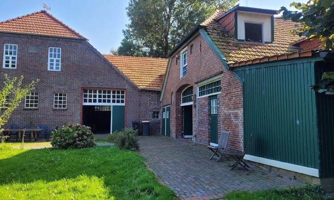 Varel Apartment | Holiday apartment Moorhausen for 1 - 6 persons with 4 bedrooms - Holiday apartment