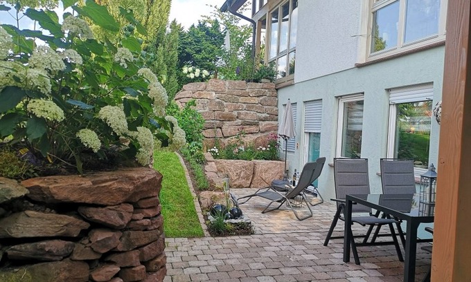 Calw Apartment | Holiday Apartment 'Schmuckkästchen' with Private Terrace, Shared Garden and Wi-Fi