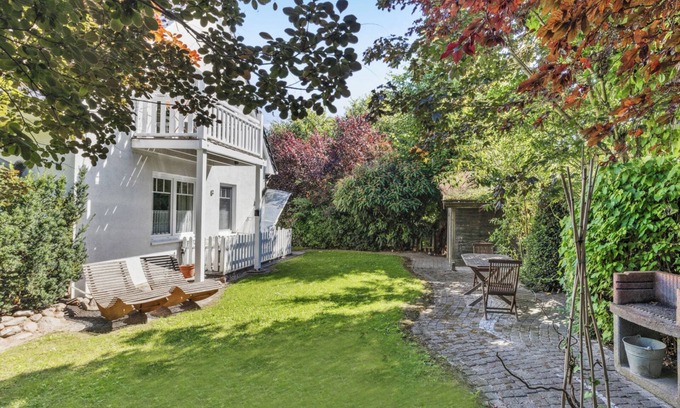 Timmendorf Apartment | Holiday apartment with garden next to the beach