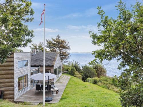 Ebeltoft House | Holiday Home Alfhild - 30m from the sea by Interhome