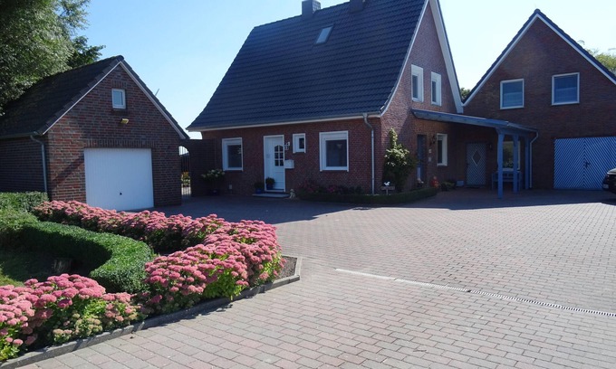 Dornumergrode House | Holiday home Am Deichtor