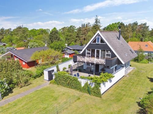 Skodshoved House | Holiday Home Eikka - 100m from the sea by Interhome