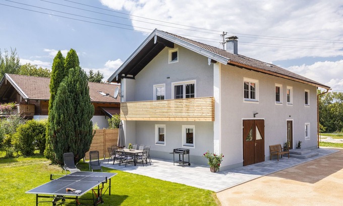 Waging am See House | Holiday Home 'Ferienhaus Waldherr' with Private Terrace, Private Garden and Wi-Fi