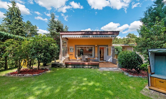 Matzlow-Garwitz House | Holiday Home 'Ferienhaus Am Rander Der Lewitz' with Lake View, Wi-Fi and Air Conditioning
