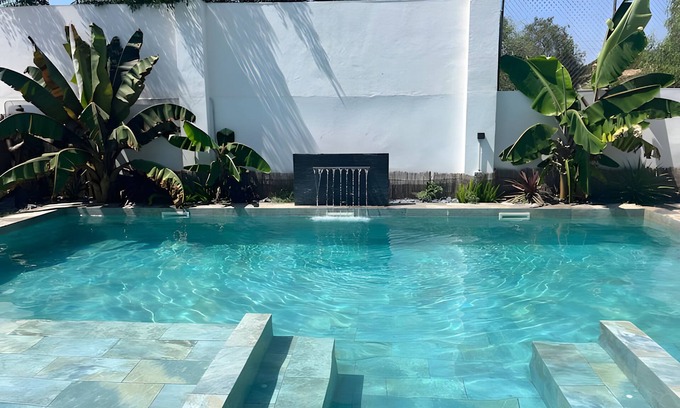 Mutxamel House | Holiday Home 'Gaia' with Mountain View, Wi-Fi and Air Conditioning