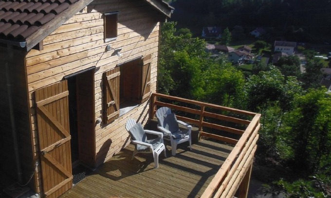Vinay House | Holiday Home 'Gite 33m2, Vue Sur Le Vercors' with Mountain View, Private Terrace and Wi-Fi