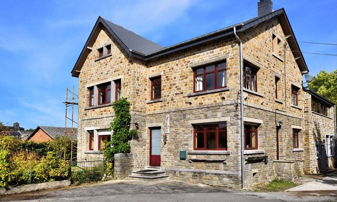 Erezee House | Holiday Home in Ardennes with Sauna