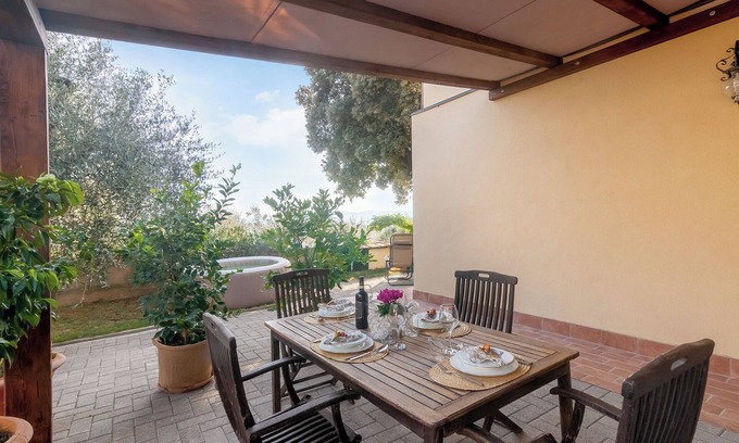 Gorgognano House | Holiday Home 'Il Piccolo Borgo' for 7 Guests with Shared Pool, Wi-Fi and Air Conditioning