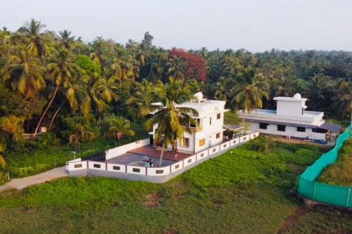 Ponnani House | Holiday home in Edappal