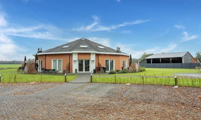 Municipality of Goirle House | Holiday Home in Goirle near Efteling Park