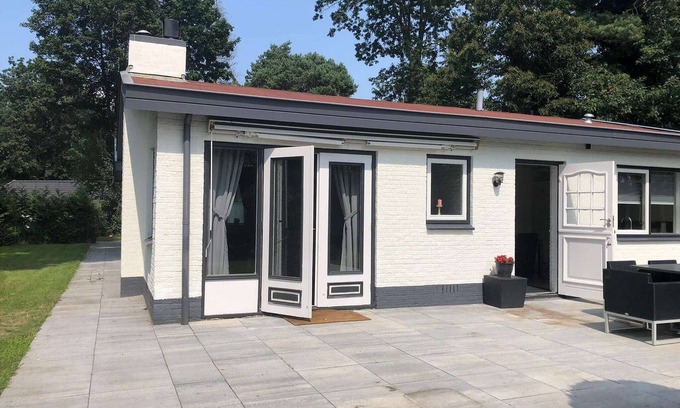 Municipality of Harderwijk Ski Chalet | Holiday Home in Harderwijk near Veluwemeer