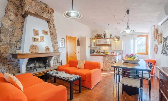 Paduledda House | Holiday Home in Isola Rossa near Cala Canneddi
