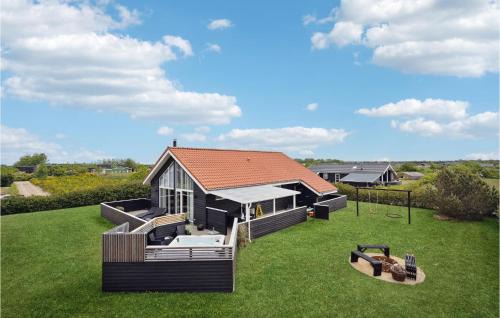 Skaven Strand House | Holiday Home Jordbærvej Tarm Iv