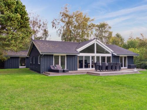 Hoensinge House | Holiday Home Josina - 675m from the sea by Interhome