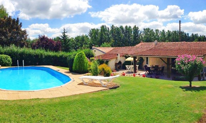 Condeon House | Holiday Home La Grangette by Interhome