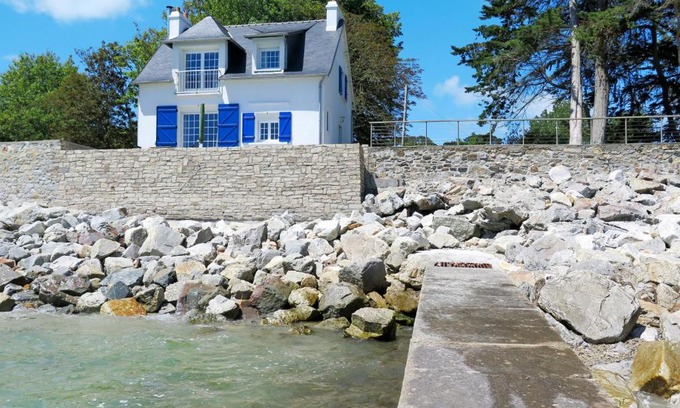 Morgat House | Holiday Home Les Embruns by Interhome