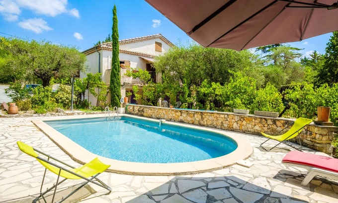 Fayence Villa | Holiday Home 'Ma Vie Là' with Mountain View, Wi-Fi and Air Conditioning
