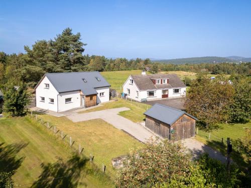 Nethy Bridge House | Holiday Home Muir Edge by Interhome