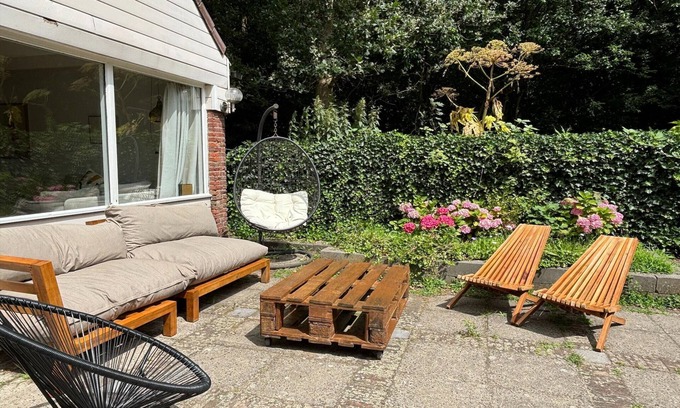 Noordwijkerhout House | Holiday Home near Noordwijk Beach
