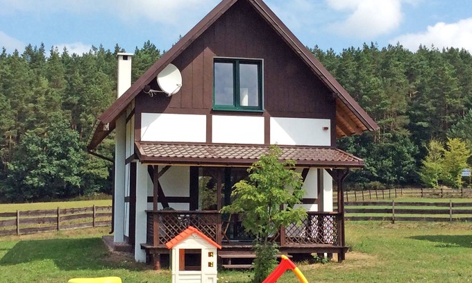 Lubkowo House | Holiday Home near Lake Żarnowieckie