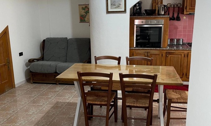 Jerzu House | Holiday Home 'Sa Omu De Sa Palgia' with Sea View, Balcony and Air Conditioning