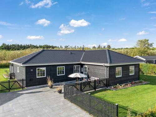 Haslevgarde House | Holiday Home Thala - 500m from the sea by Interhome