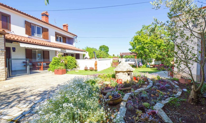 Manjadvorci House | Holiday home with Whirpool