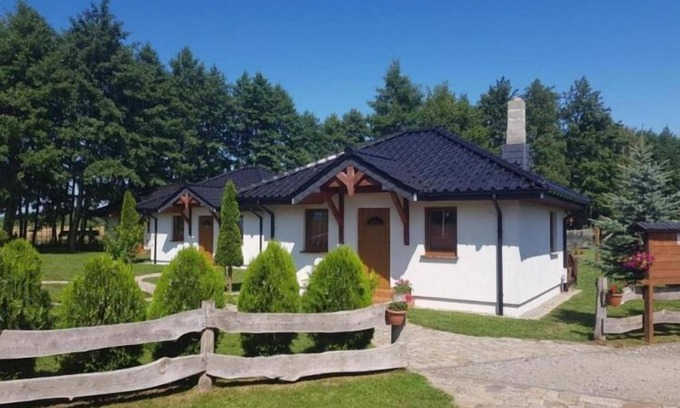 Darlowo House | Holiday homes near the lake, mini zoo