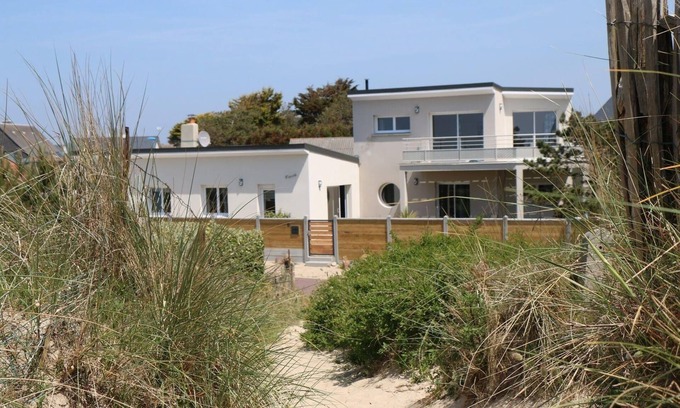 Bretteville-sur-Ay House | Holiday house Bretteville sur Ay for 1 - 5 persons with 3 bedrooms - Holiday house