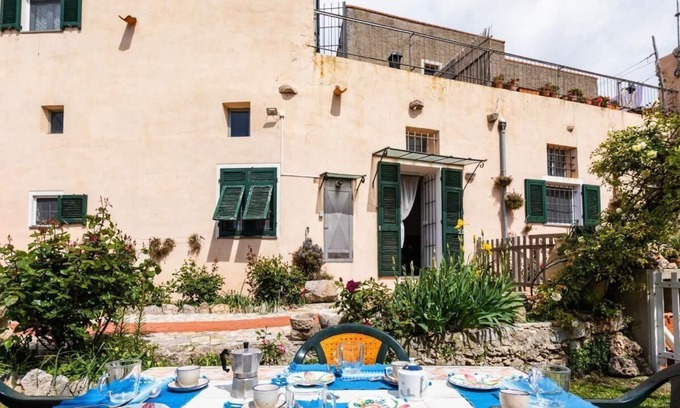 Borgio Verezzi House | Holiday house Borgio Verezzi for 1 - 6 persons with 2 bedrooms - Holiday home